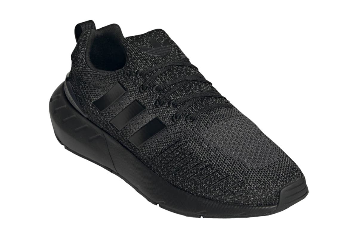 Adidas Men's Swift Run 22 Casual Shoes- Core Black/Cloud White