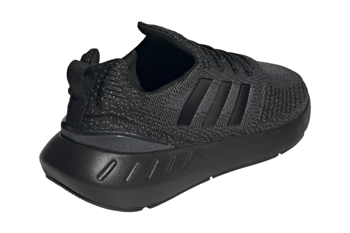 Adidas Men's Swift Run 22 Casual Shoes- Core Black/Cloud White