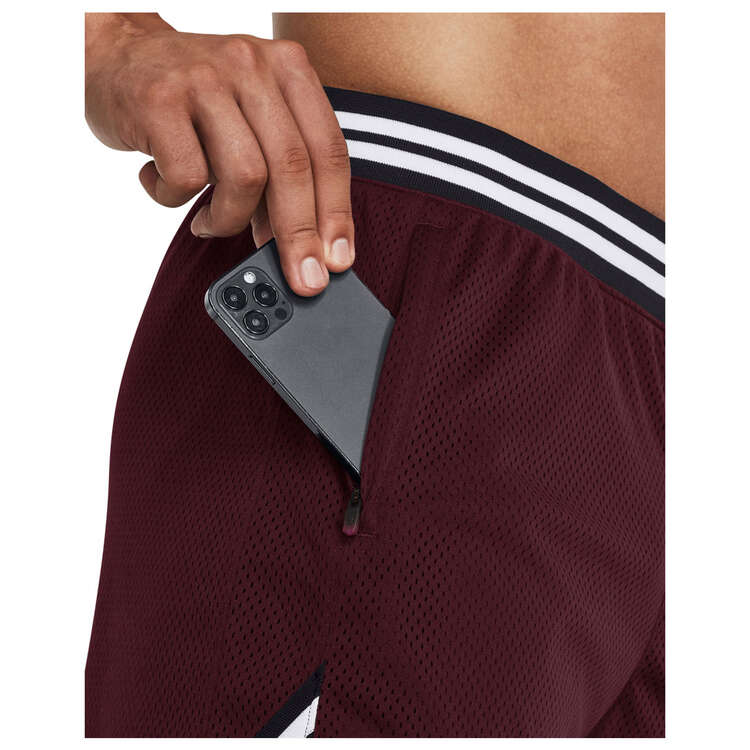 Under Armour Mens Curry 3 Mesh Shorts - Maroon