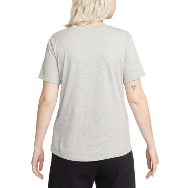 Nike Womens Sportswear Club EssentialsFutura Logo Tee - Grey