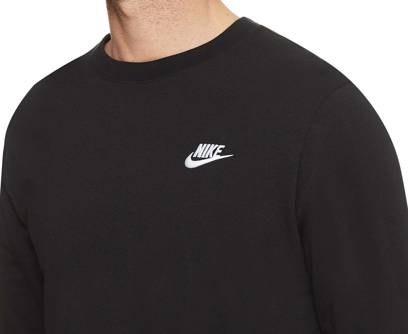 Nike Sportswear Men's Club Long Sleeve Tee / T-Shirt / Tshirt - Black